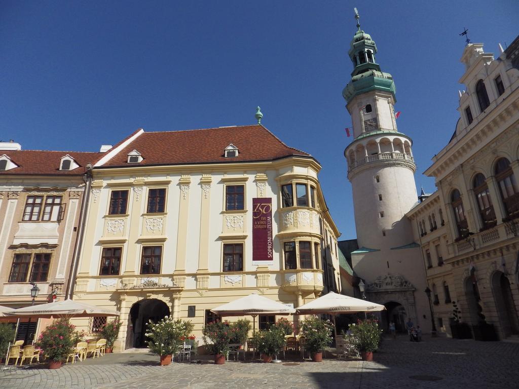 Belvarosi Erdesz-Lak Sopron Bagian luar foto