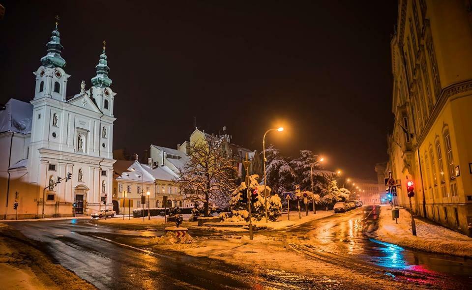 Belvarosi Erdesz-Lak Sopron Bagian luar foto